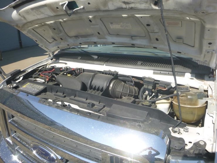 2008-ford-e450-image-11