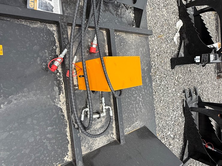 #2000-•-#27003-•-unused-giyi-gy-bc63-72"-skid-steer-mower-d-ggj2507124-image-8