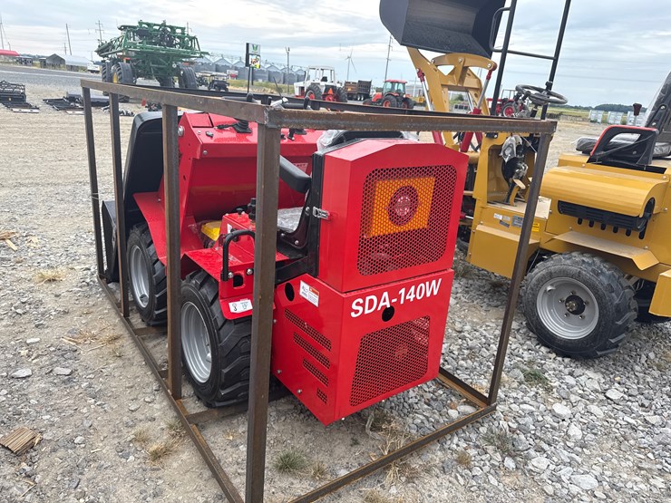 #220-•-#26501-•-unused-agt-sda-140w-compact-wheel-loader-image-4