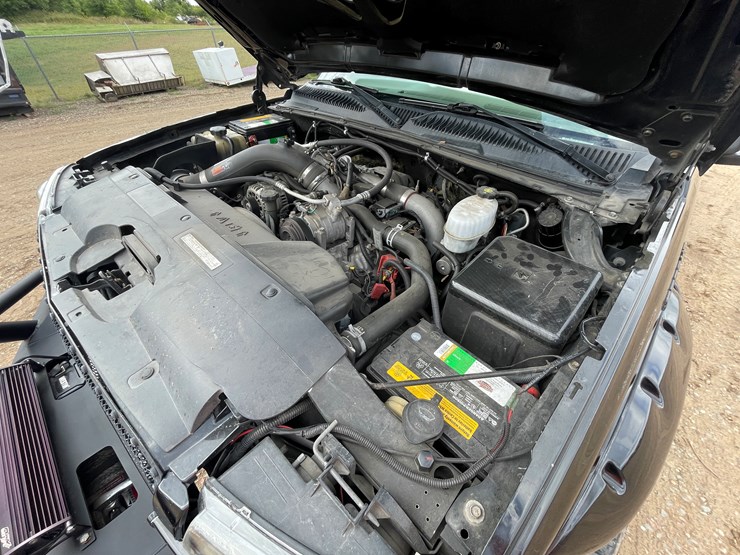 2003-chevrolet-silverado-2500-image-42