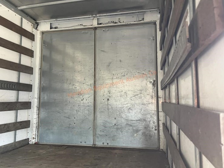2012-ford-e450-image-18