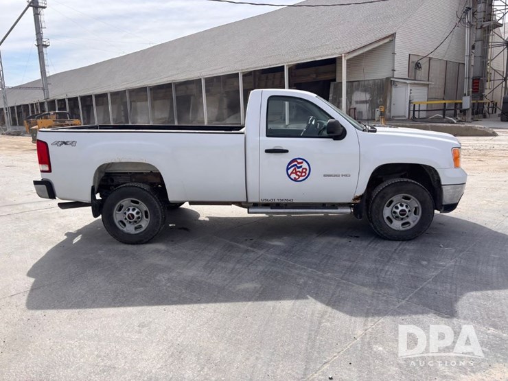 2012-gmc-sierra-2500-image-7