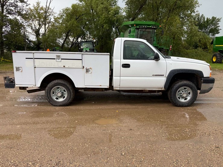 2006-chevrolet-2500-image-7