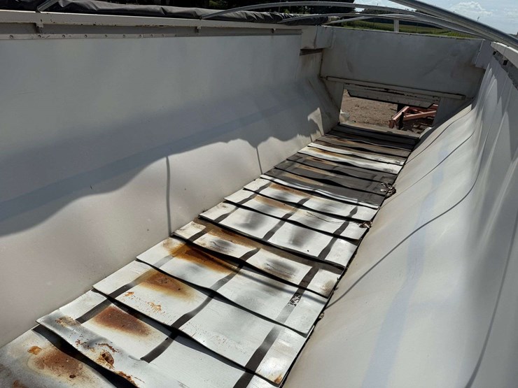 2013-trinity-live-bottom-trailer,-42’,-spring-ride,-power-roll-tarp,-new-paint-this-spring,-11r22.5-image-27