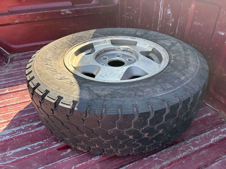 1990-chevy-silverado-k1500-4x4,-reg-cab,-8’-box,-245/75r16-tires-on-alloy-rims,-350-v8,-block-heater-image-16