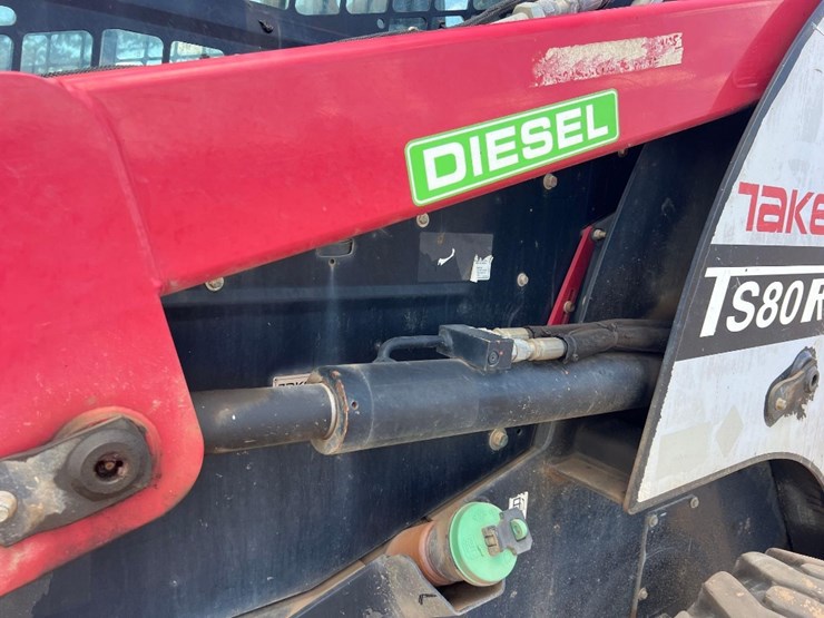 takeuchi-ts80r2-image-12