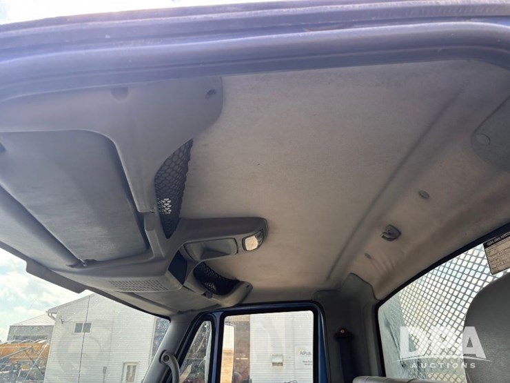 2006-international-durastar-4300-image-67