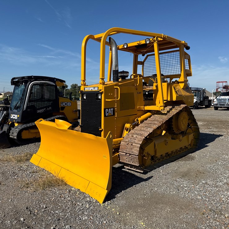 CATERPILLAR D4H