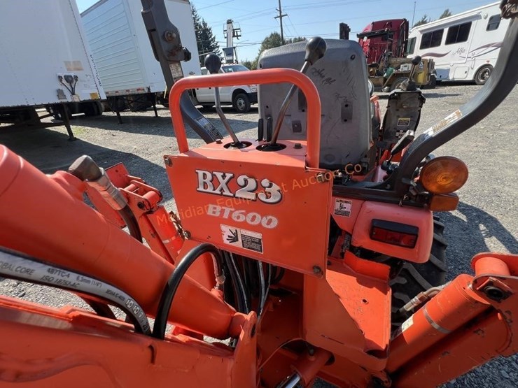 kubota-bx23-image-11