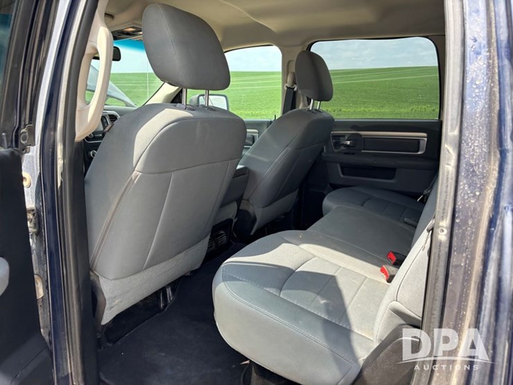 2014-dodge-ram-2500-image-26
