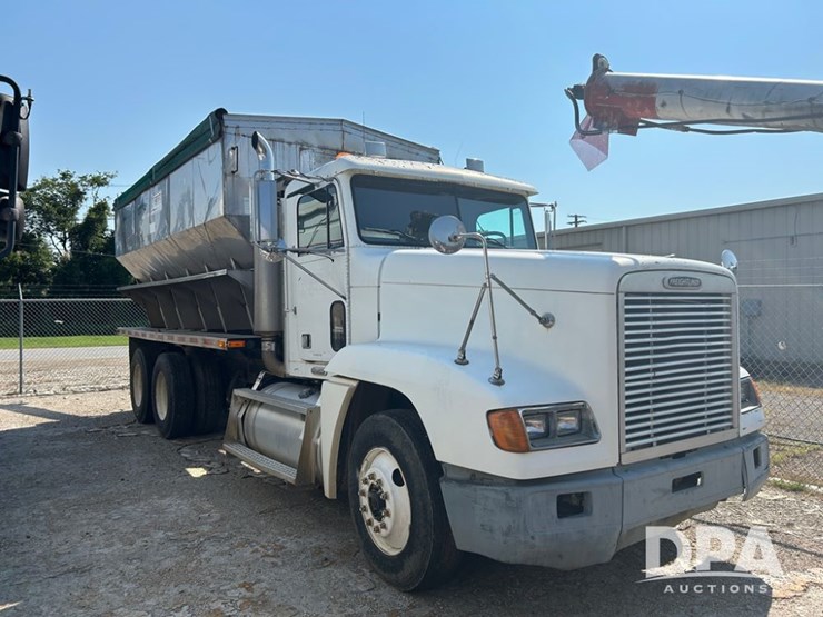 1998-freightliner-dry-tender-truck-(cp0654,-unit-28644)-image-40