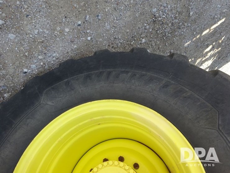 2019-john-deere-f4365-image-59
