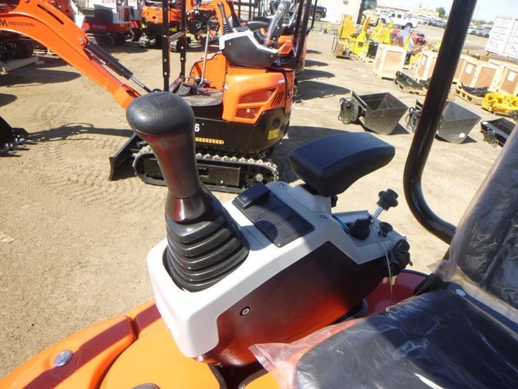 2025-tpm-16-hydraulic-excavator-image-22