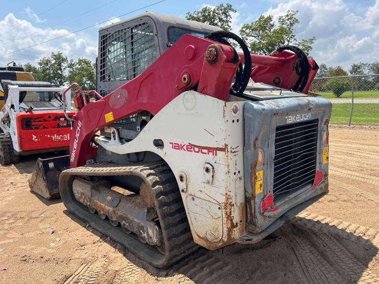 2018-takeuchi-tl12v2-image-2