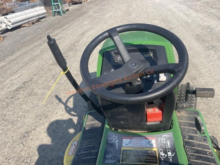 john-deere-lx176-image-6