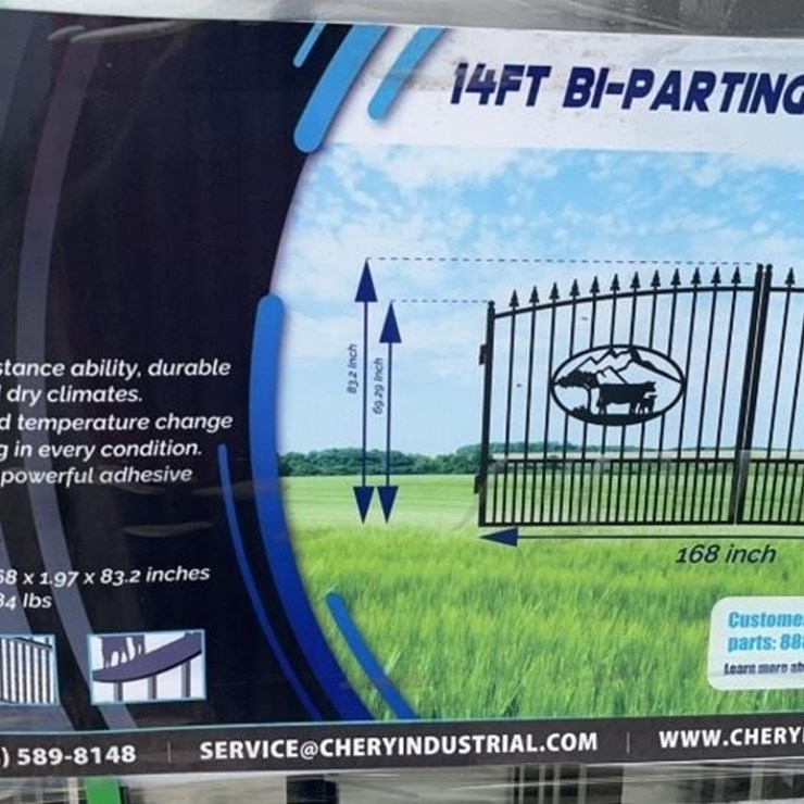 14ft Bi-Parting Iron Gate Cow Scene
