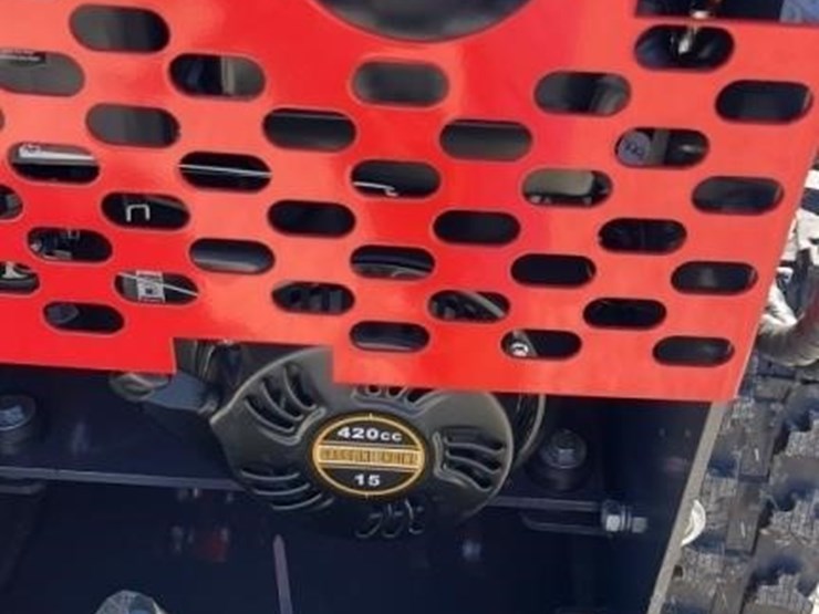 2025-agt-ysrt14-mini-skid-steer-image-9