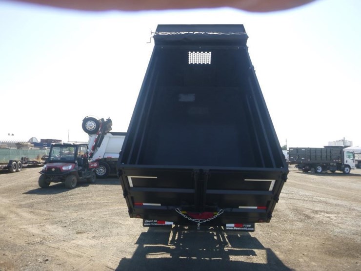 2017-isuzu-nqr-image-8