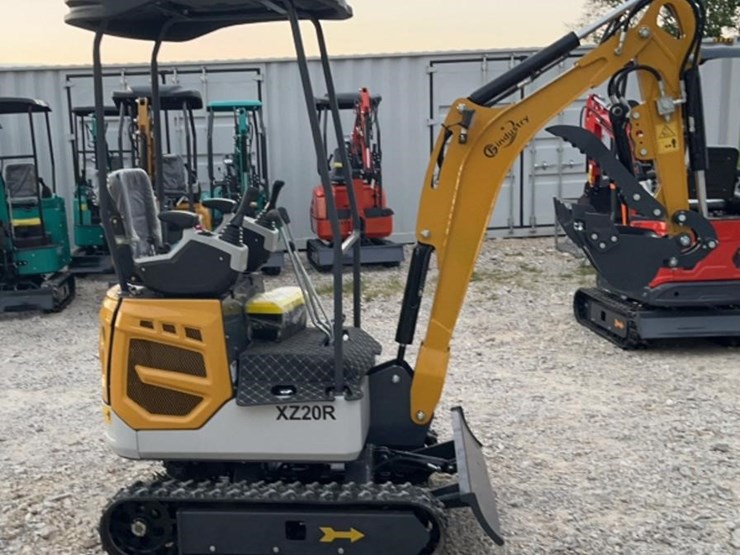 2025-cfg-xz20r-mini-excavator-image-4