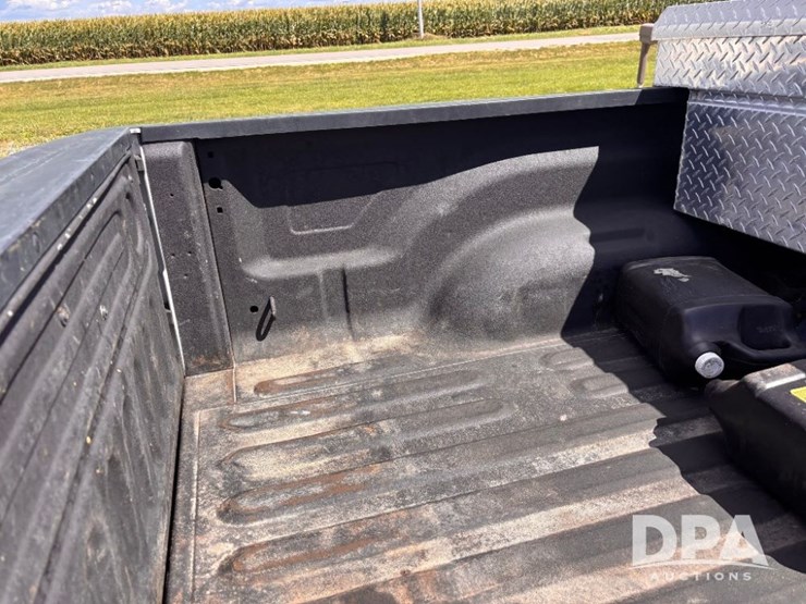 2016-dodge-ram-2500-image-32