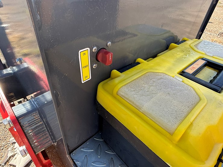 #145-•-#30306-•-2025-sdlool-sl1000-vibratory-compactor-inv#:-30306-image-27