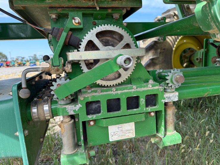 john-deere-1900-image-25