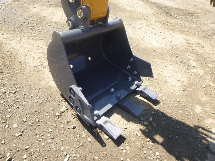 2025-sdlanch-sdle20-hydraulic-excavator-image-9