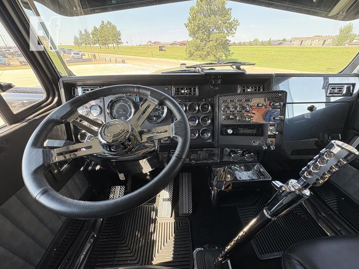 1999-kenworth-w900l-image-5
