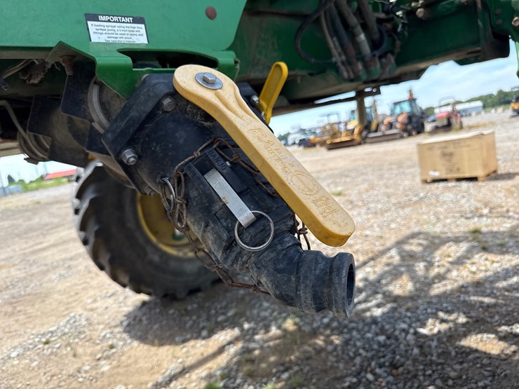 2018-john-deere-r4038-image-62
