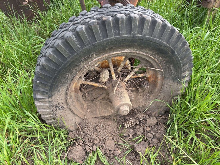 moline-5-bottom-14”-pull-type-plow-image-36