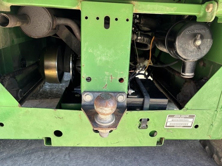 john-deere-gator-image-9