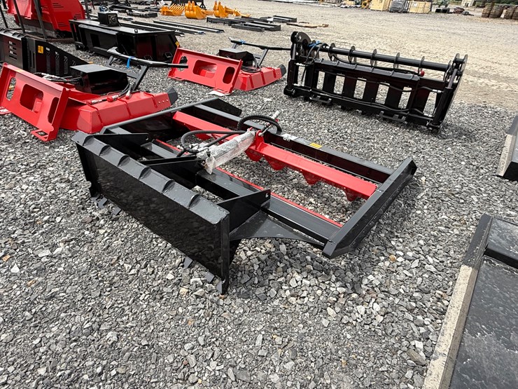 #2000-•-#26339-•-unused-giyi-70"-skid-steer-flat-ripper-pdstq250792-image-1