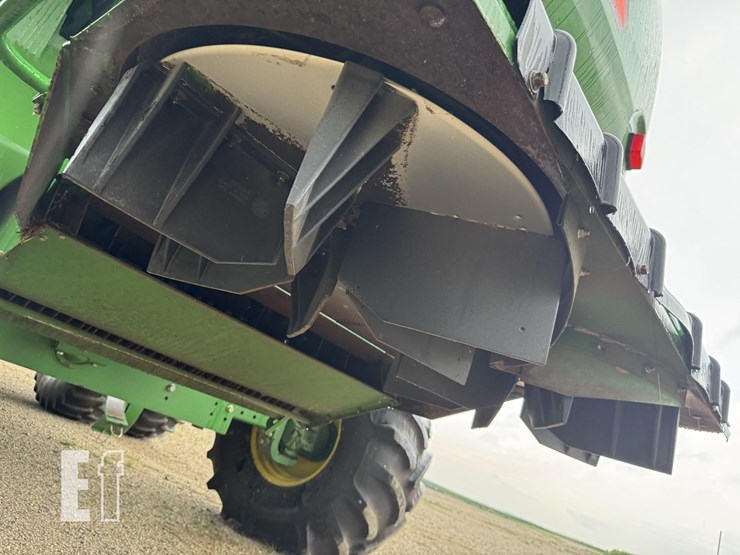 2006-john-deere-9760-sts-image-42