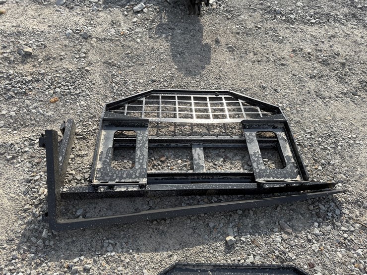 #2000-•-#26290-•-unused-giyi-gy-dhx-skid-steer-forks-image-1
