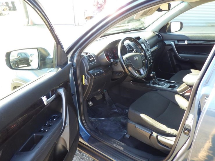 2014-kia-sorento-image-5