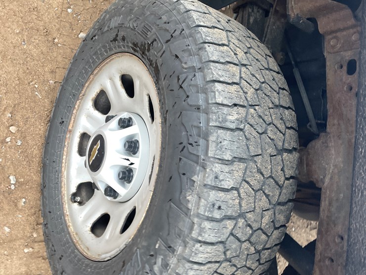 2019-chevrolet-silverado-3500-image-13