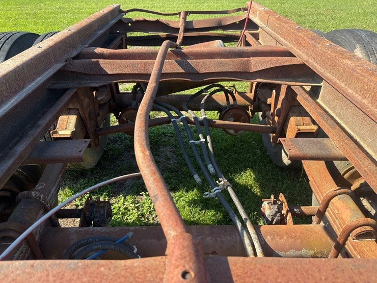hutch-tandem-axle-image-15