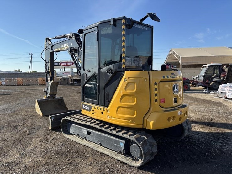 2023-deere-60g-image-4