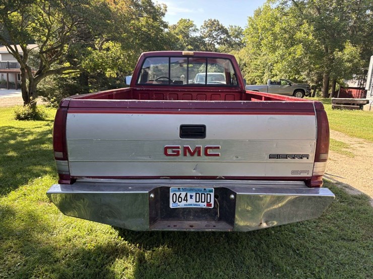 1990-chevy-silverado-k1500-4x4,-reg-cab,-8’-box,-245/75r16-tires-on-alloy-rims,-350-v8,-block-heater-image-5