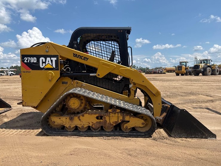 2018-caterpillar-279d-image-5