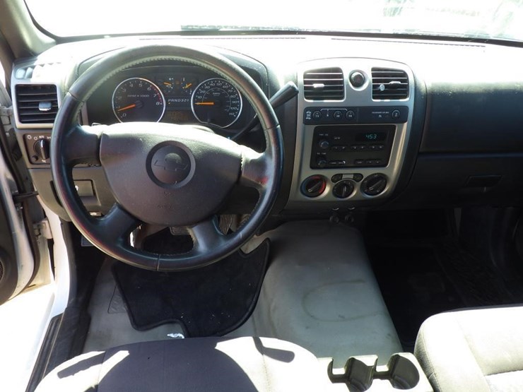 2012-chevrolet-colorado-image-8