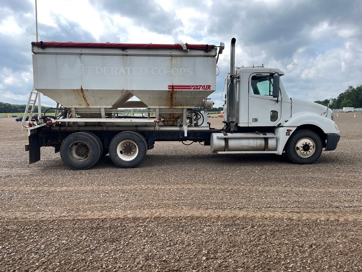 #2100-•-2006-freightliner-grain-truck-(has-mn-title)-image-6