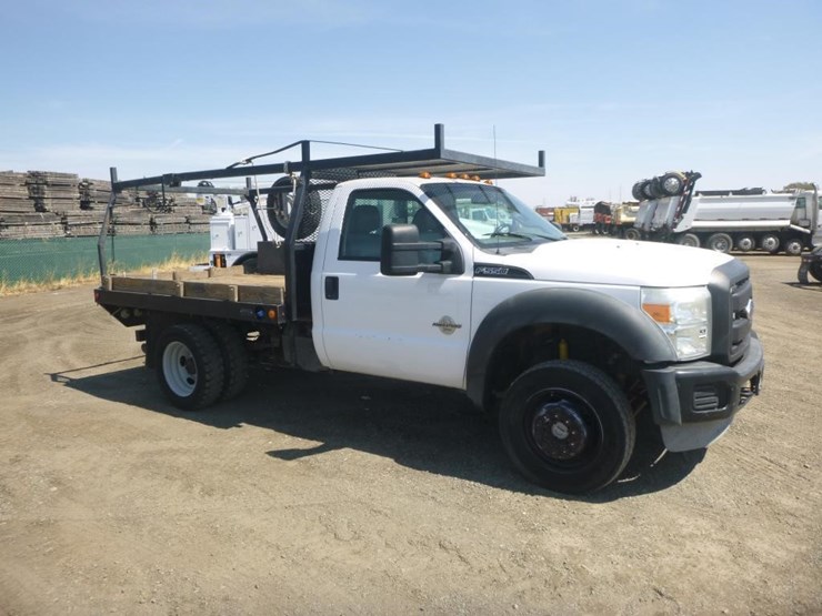 2012-ford-f550-image-2