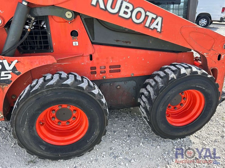 kubota-ssv75-image-10