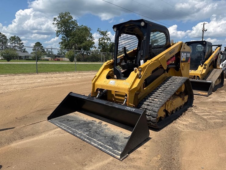 2018-caterpillar-279d-image-2