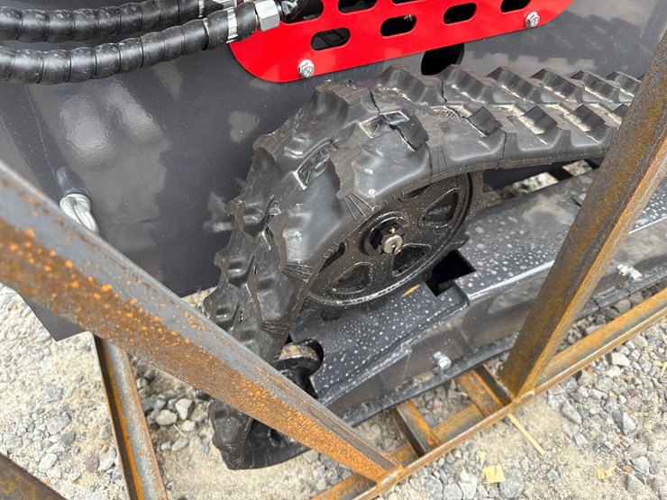 #220-•-#26505-•-unused-agt-ysrt14-stand-on-skid-steer-loader-ysrt142025l070143-image-6