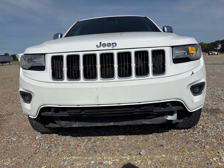 2015-jeep-grand-cherokee-image-17