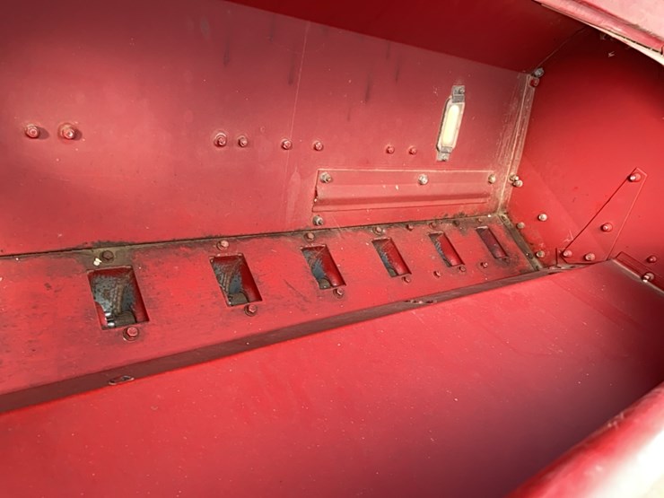 case-ih-5100-image-42