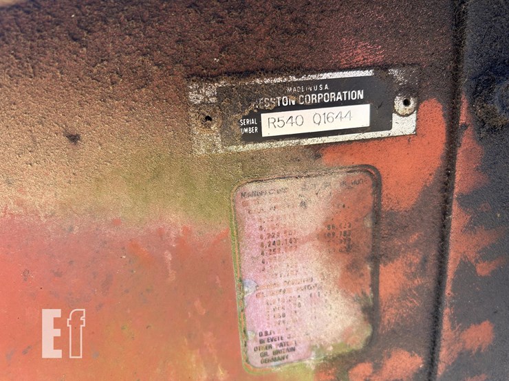 hesston-540-image-14