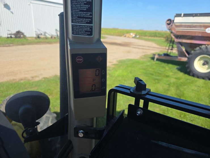 2004-john-deere-8320-image-62